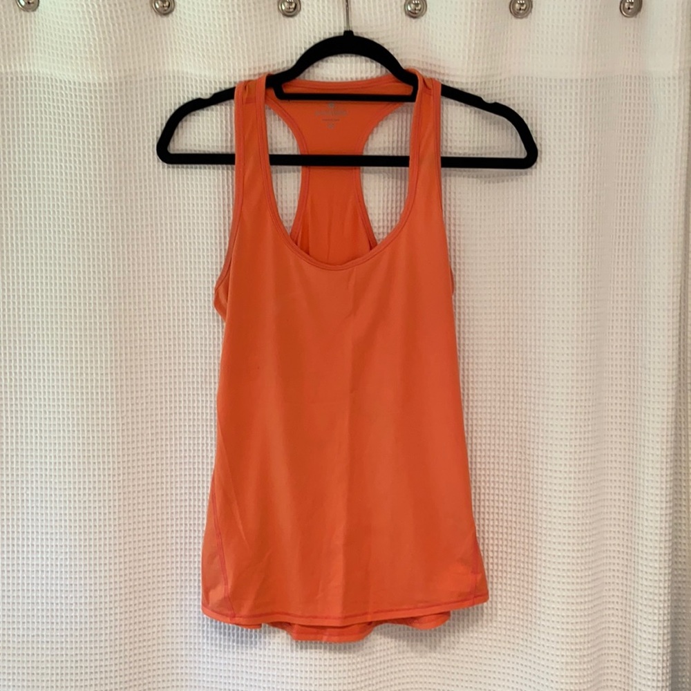 Athleta workout tank top- very soft!